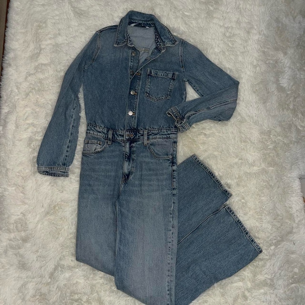 Zara Light Blue Flare Jeans - Picture 2 of 7